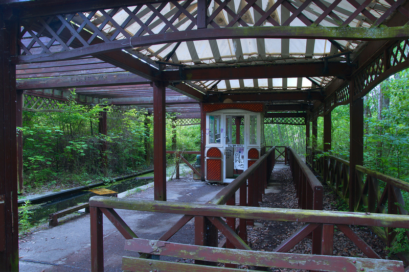 Illustration for article titled You Can Buy Berlin's Creepiest Abandoned Amusement Park on eBay